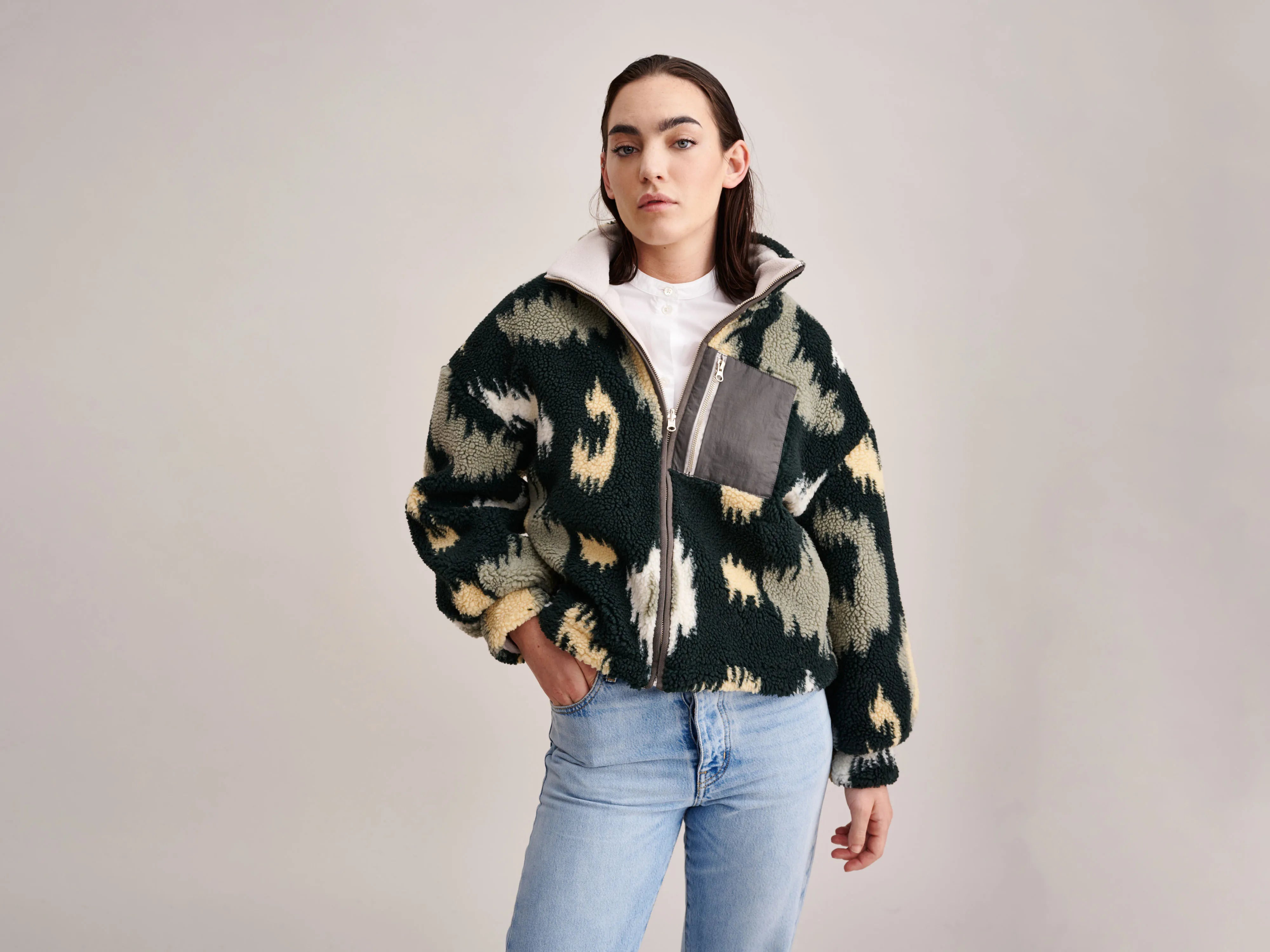 Belou Sweatshirt (232 / W / COMBO B) Hoodie with Hem Frayed Vintage Worn