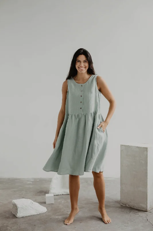 Hazel Sleeveless Linen Dress (Sage Green)