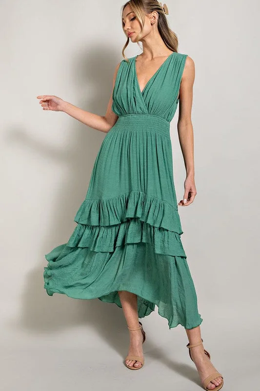 Sleeveless V-Neck Tiered Casual Maxi Dress Trendy Maxi Dress with Belt