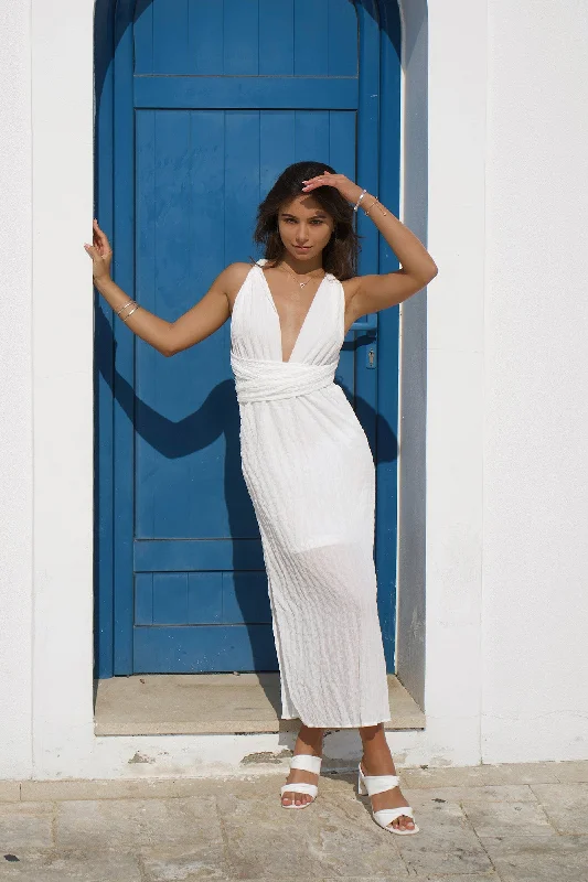 Marici Maxi Dress White Fashionable Maxi Dress with Fringe