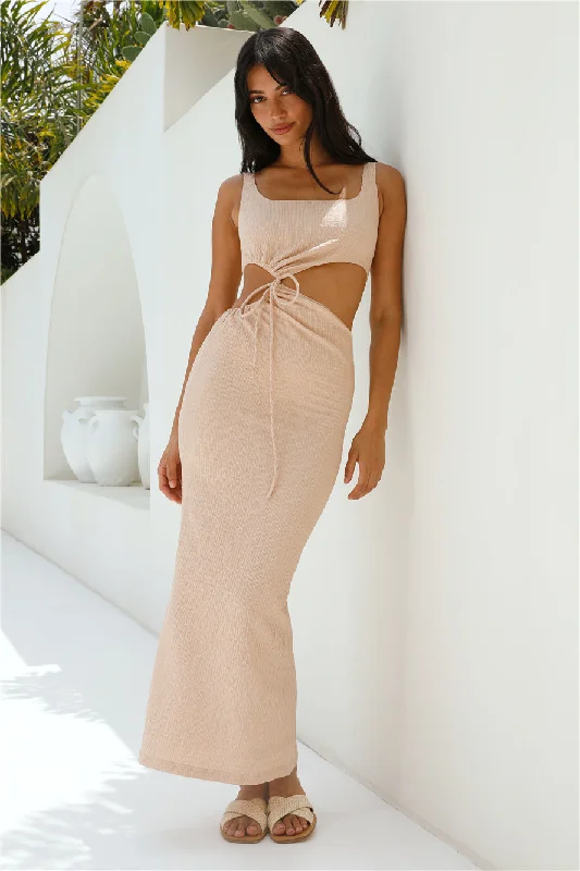 Movie Theatre Maxi Dress Beige Elegant Maxi Dress with Belt
