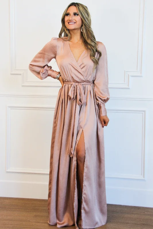 Winter Beauty Maxi Dress: Rose Gold Trendy A-Line Maxi Dress