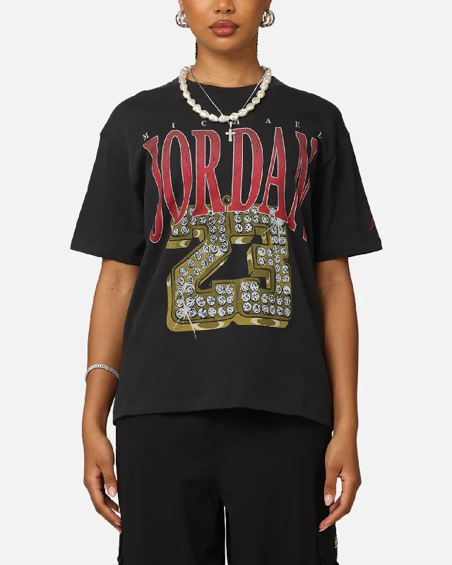 Jordan Women's Heritage Graphic T-Shirt Off Noir/Gym Red Oversized T-Shirt Spandex breathable Jordan Women's Heritage Graphic T-Shirt Off Noir/Gym Red Oversized T-Shirt Spandex breathable