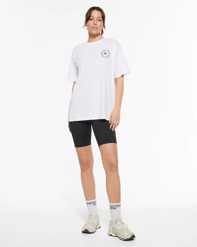 ROSELAND OVERSIZED TEE WHITE Collared Crew Neck Turtle Neck