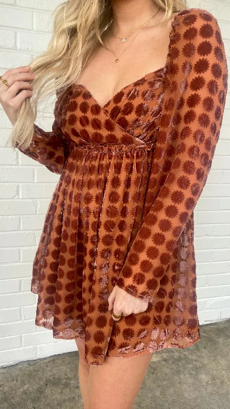 Buddylove Fallon Babydoll Mini Dress - Butternut Fashionable Mini Dress with Slits