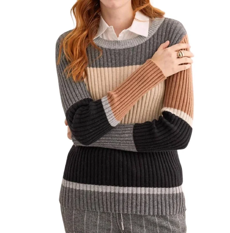 Crew Neck Colorblock Sweater In Charcoal Fitted Loose Oversized