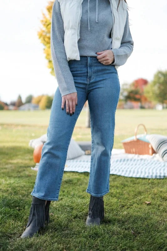 Hallie Ribcage Straight Jeans In Medium Wash Fashionable Distressed Jeans