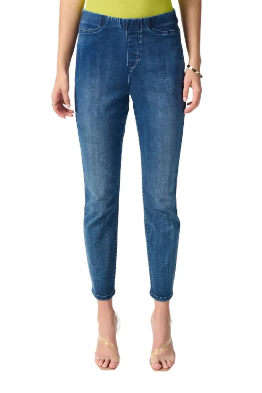 Stretch Waistband Jean In Denim Medium Blue Casual Straight-Leg Jeans