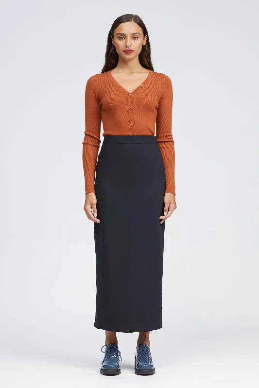Jutro Skirt Dark Navy athletic skirt fit